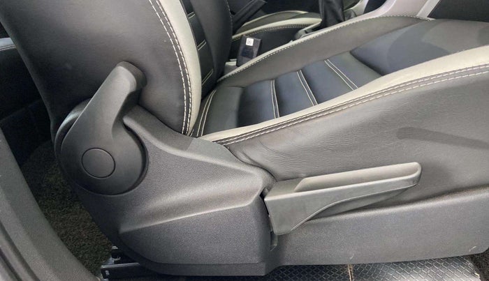 2023 Skoda KUSHAQ AMBITION 1.0L TSI MT, Petrol, Manual, 34,639 km, Driver Side Adjustment Panel