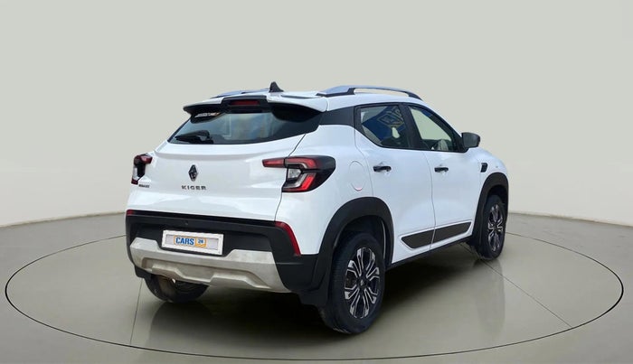2022 Renault Kiger RXZ MT, Petrol, Manual, 57,842 km, Right Back Diagonal