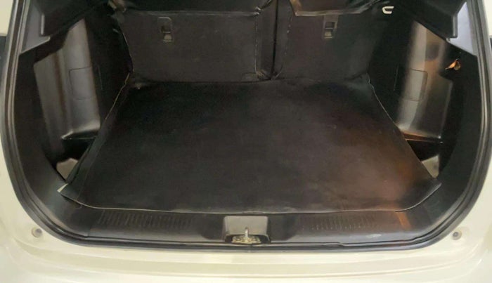 2024 Maruti Grand Vitara DELTA SMART HYBRID, Petrol, Manual, 22,523 km, Boot Inside