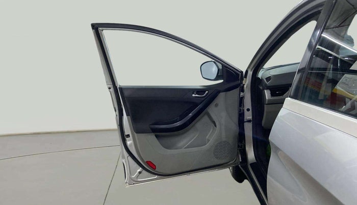 2019 Tata NEXON XZ PETROL, Petrol, Manual, 38,208 km, LHS Front Door