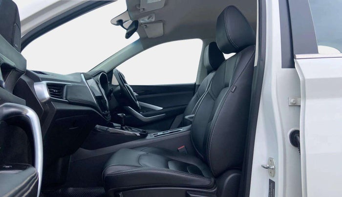2020 MG HECTOR SMART 1.5 DCT PETROL, Petrol, Automatic, 90,925 km, Right Side Front Door Cabin