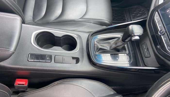 2020 MG HECTOR SMART 1.5 DCT PETROL, Petrol, Automatic, 90,925 km, Gear Lever