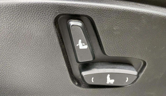 2021 MG HECTOR SHARP HYBRID 1.5 PETROL, Petrol, Manual, 60,541 km, Driver Side Adjustment Panel
