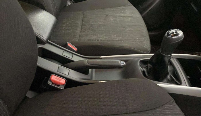 2016 Maruti Baleno ALPHA PETROL 1.2, Petrol, Manual, 98,680 km, Gear Lever