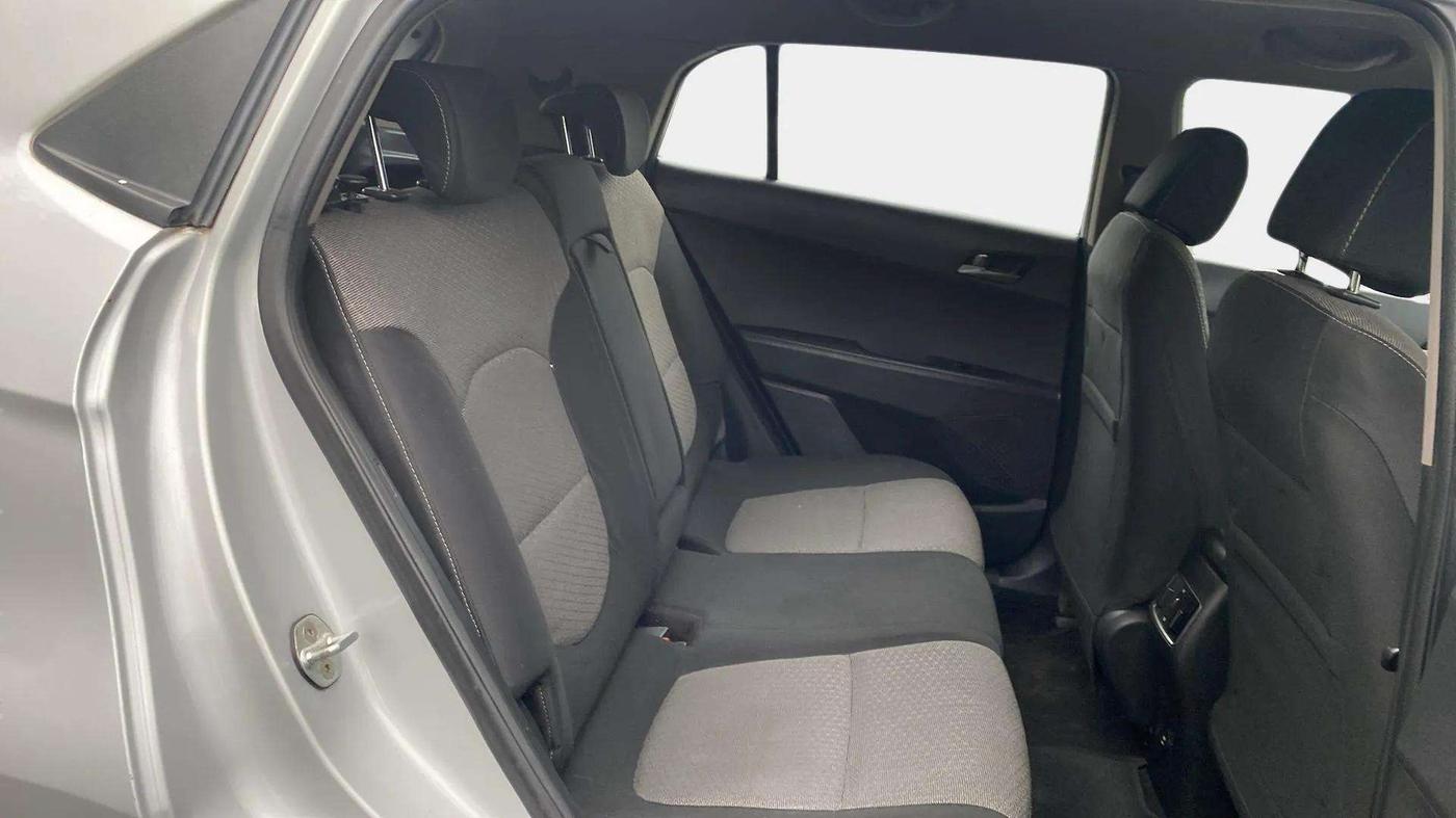 2016 Hyundai Creta SX PLUS 1.6 PETROL, Petrol, Manual, 1,17,552 km, Right Side Rear Door Cabin