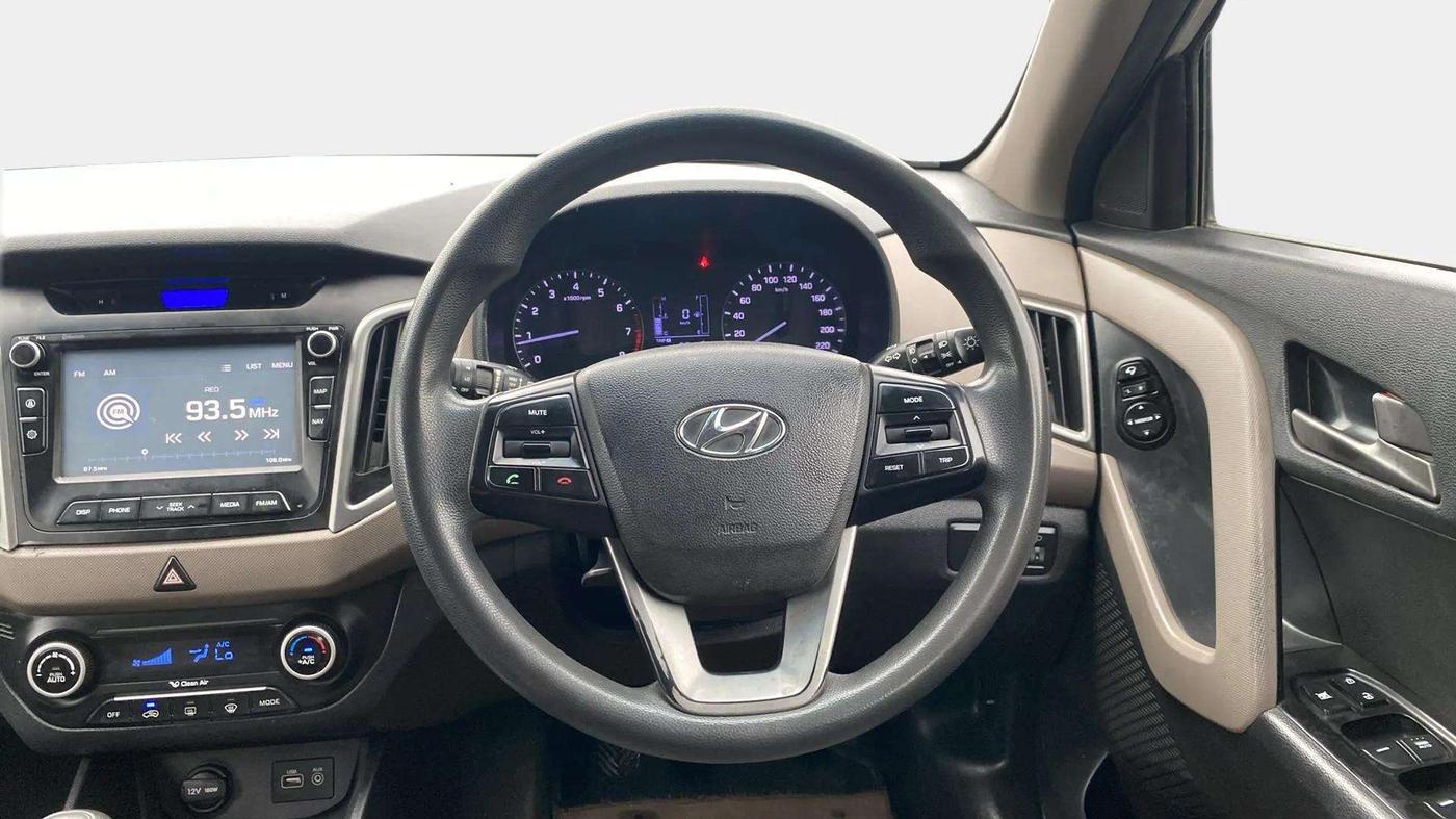 2016 Hyundai Creta SX PLUS 1.6 PETROL, Petrol, Manual, 1,17,552 km, Steering Wheel Close Up