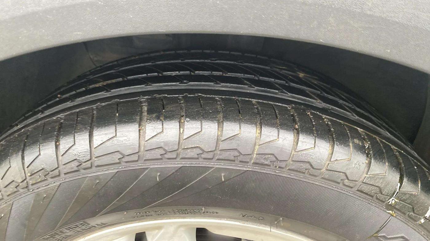 2016 Hyundai Creta SX PLUS 1.6 PETROL, Petrol, Manual, 1,17,552 km, Left Front Tyre Tread