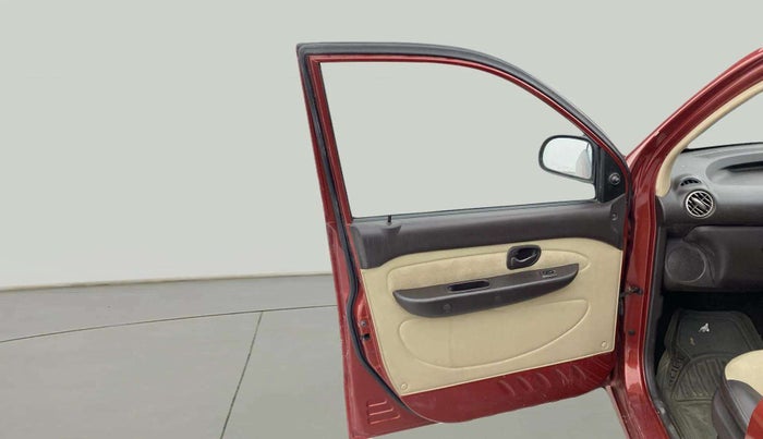 2013 Hyundai Santro Xing GLS, Petrol, Manual, 37,597 km, LHS Front Door