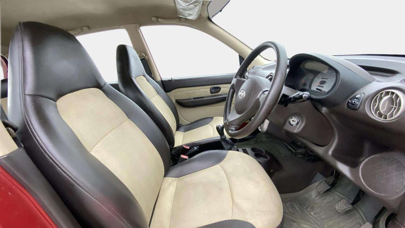 2013 Hyundai Santro Xing GLS, Petrol, Manual, 37,597 km, Right Side Front Door Cabin