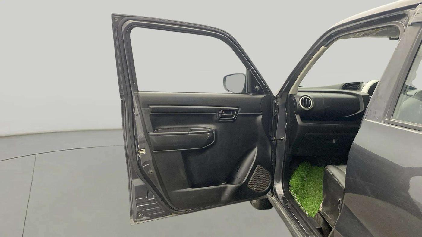 2022 Maruti S PRESSO VXI+, Petrol, Manual, 15,733 km, LHS Front Door