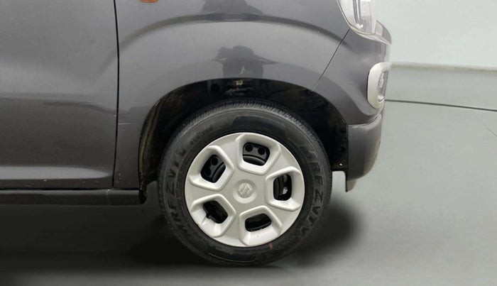 2022 Maruti S PRESSO VXI+, Petrol, Manual, 15,733 km, Right Front Wheel
