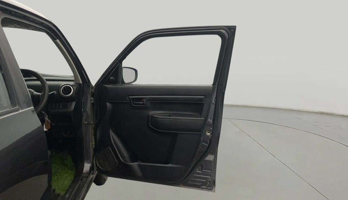2022 Maruti S PRESSO VXI+, Petrol, Manual, 15,733 km, RHS Front Door