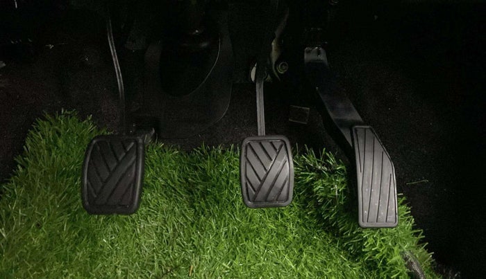 2022 Maruti S PRESSO VXI+, Petrol, Manual, 15,733 km, Pedals