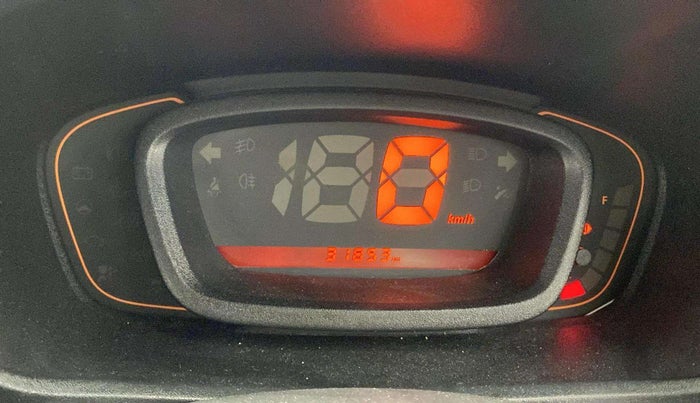 2016 Renault Kwid RXT 0.8, Petrol, Manual, 31,849 km, Odometer Image