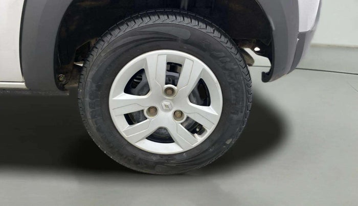 2016 Renault Kwid RXT 0.8, Petrol, Manual, 31,849 km, Left Rear Wheel
