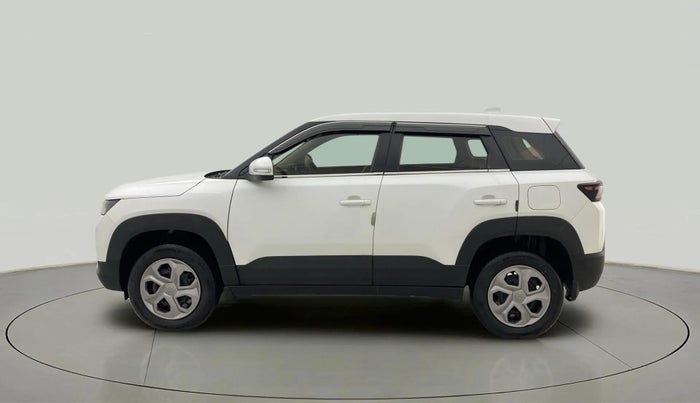 2022 Maruti BREZZA VXI SMART HYBRID, Petrol, Manual, 39,637 km, Left Side