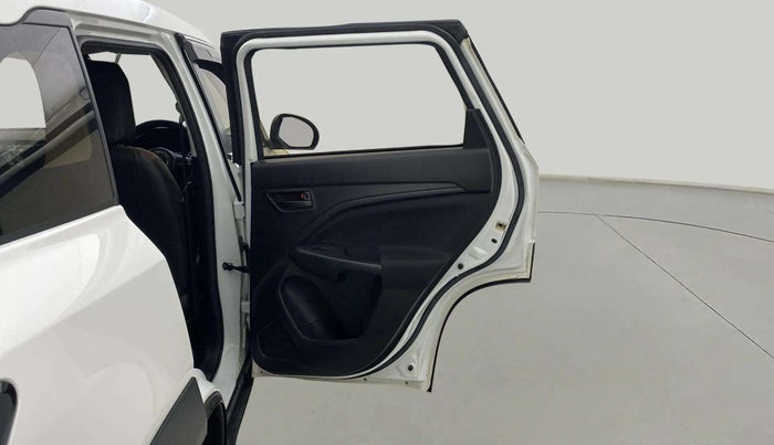 2022 Maruti BREZZA VXI SMART HYBRID, Petrol, Manual, 39,637 km, RHS Rear Door