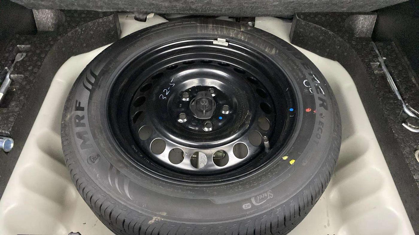 2022 Maruti BREZZA VXI SMART HYBRID, Petrol, Manual, 39,637 km, Spare Tyre