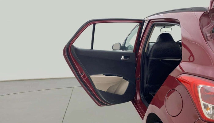 2016 Hyundai Grand i10 ASTA AT 1.2 KAPPA VTVT, Petrol, Automatic, 1,00,221 km, LHS Rear Door