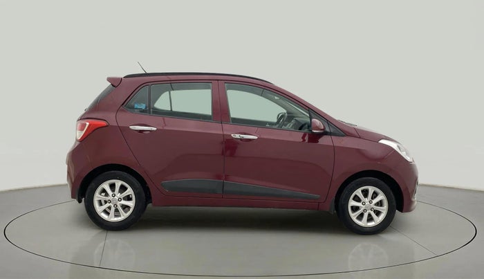 2016 Hyundai Grand i10 ASTA AT 1.2 KAPPA VTVT, Petrol, Automatic, 1,00,221 km, Right Side View