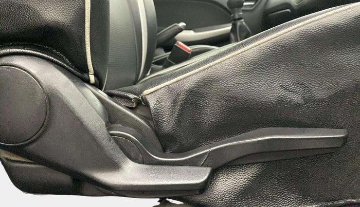 2017 Maruti Baleno ZETA PETROL 1.2, Petrol, Manual, 76,568 km, Driver Side Adjustment Panel