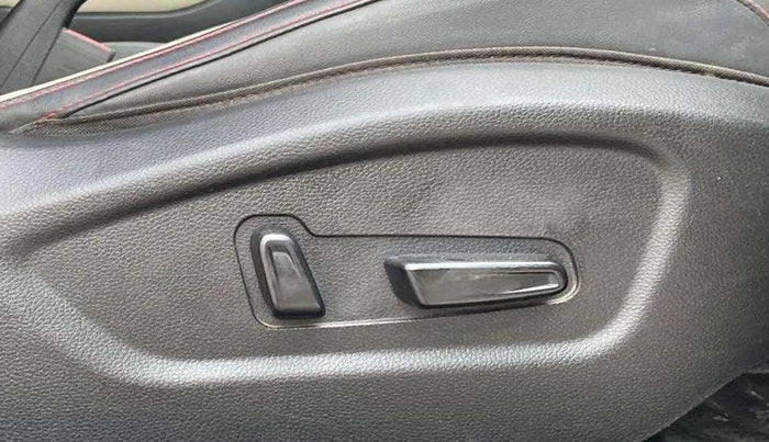 2019 KIA SELTOS GTX PLUS DCT 1.4 PETROL, Petrol, Automatic, 89,142 km, Driver Side Adjustment Panel