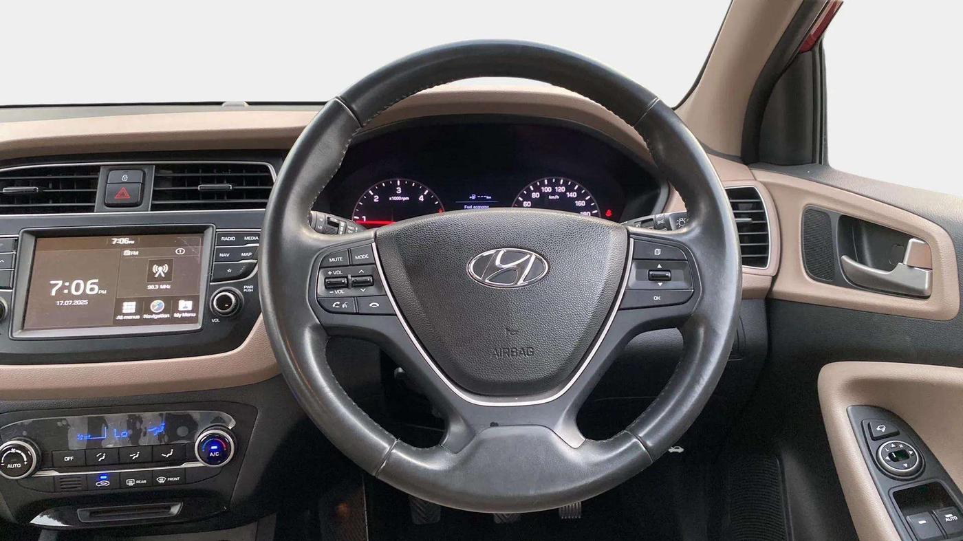 2019 Hyundai Elite i20 ASTA 1.4 CRDI (O), Diesel, Manual, 45,286 km, Steering Wheel Close Up