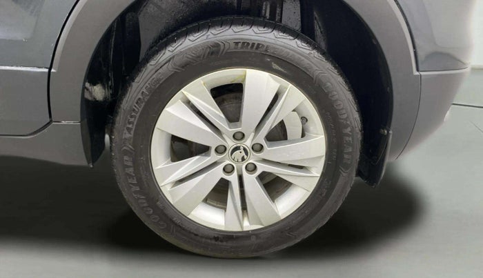 2021 Skoda KUSHAQ AMBITION 1.0L TSI AT, Petrol, Automatic, 23,166 km, Left Rear Wheel