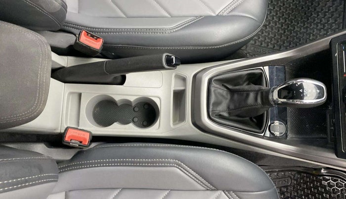 2021 Skoda KUSHAQ AMBITION 1.0L TSI AT, Petrol, Automatic, 23,166 km, Gear Lever