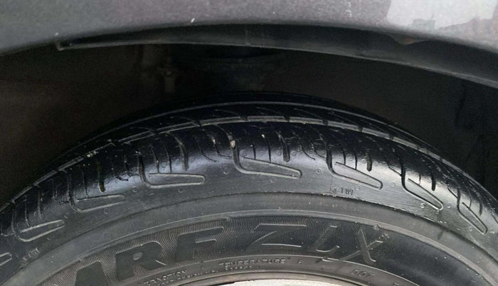 2018 Maruti Alto 800 LXI, Petrol, Manual, 65,058 km, Right Front Tyre Tread