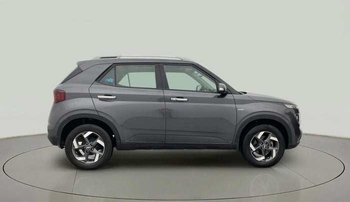 2021 Hyundai VENUE SX PLUS 1.0 TURBO DCT, Petrol, Automatic, 45,885 km, Right Side View