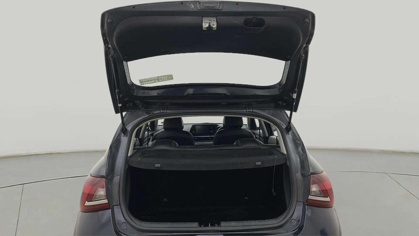 2023 Hyundai NEW I20 Sportz 1.2 IVT, Petrol, Automatic, 33,524 km, Boot Open Zoomed View