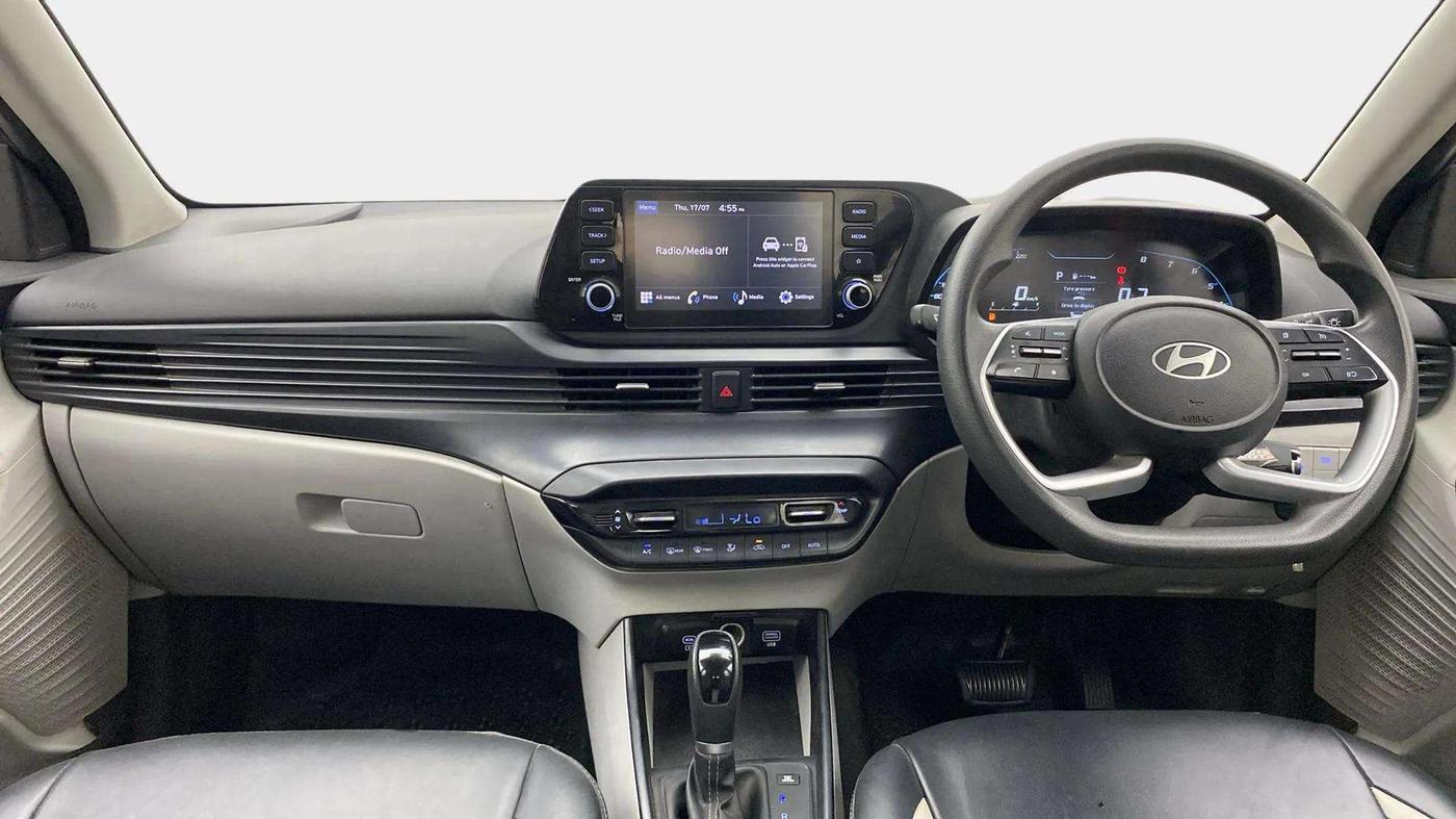 2023 Hyundai NEW I20 Sportz 1.2 IVT, Petrol, Automatic, 33,524 km, Dashboard