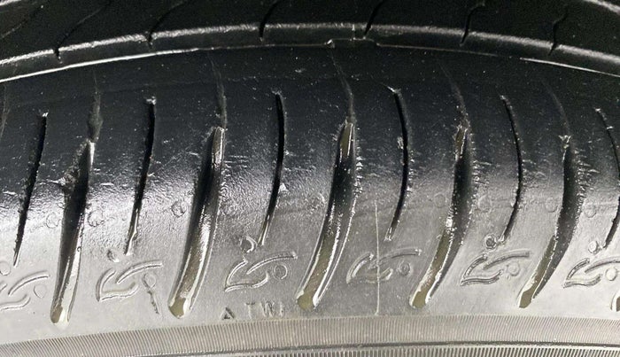 2021 Hyundai VENUE SX 1.0 TURBO, Petrol, Manual, 30,329 km, Right Front Tyre Tread