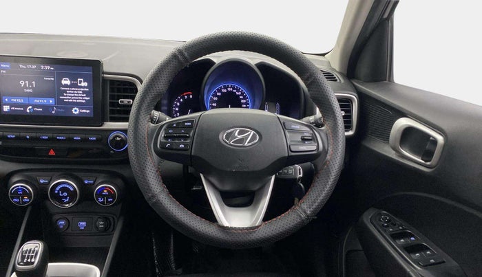 2021 Hyundai VENUE SX 1.0 TURBO, Petrol, Manual, 30,329 km, Steering Wheel Close Up