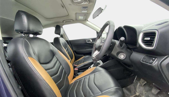 2021 Hyundai VENUE SX 1.0 TURBO, Petrol, Manual, 30,329 km, Right Side Front Door Cabin