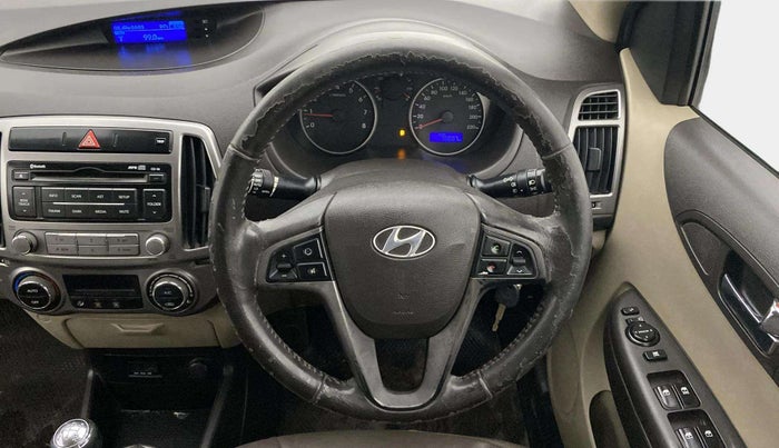 2014 Hyundai i20 SPORTZ 1.2, Petrol, Manual, 70,599 km, Steering Wheel Close Up