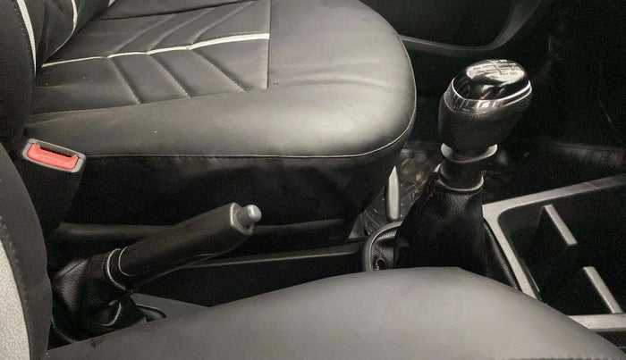 2020 Renault Kwid RXT 1.0 (O), Petrol, Manual, 53,740 km, Gear Lever