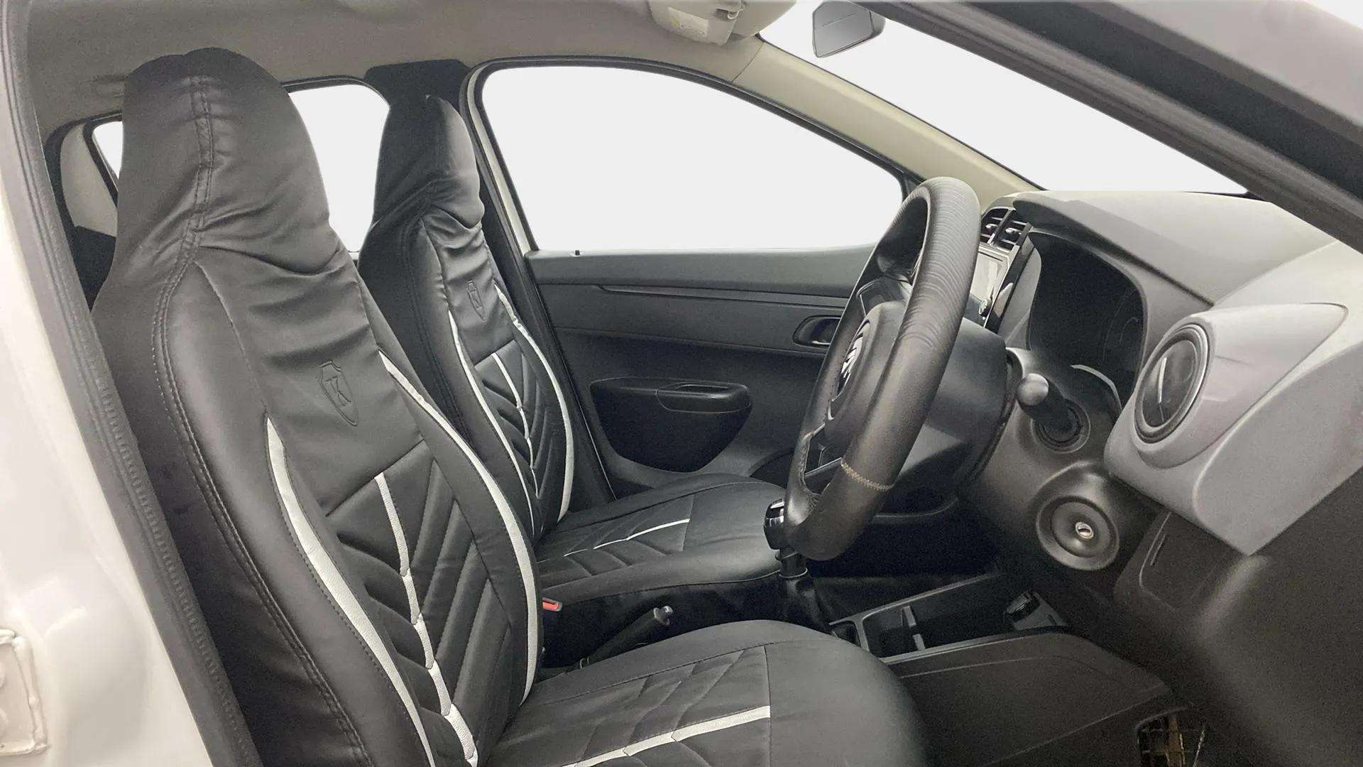 Front-Cabin-View