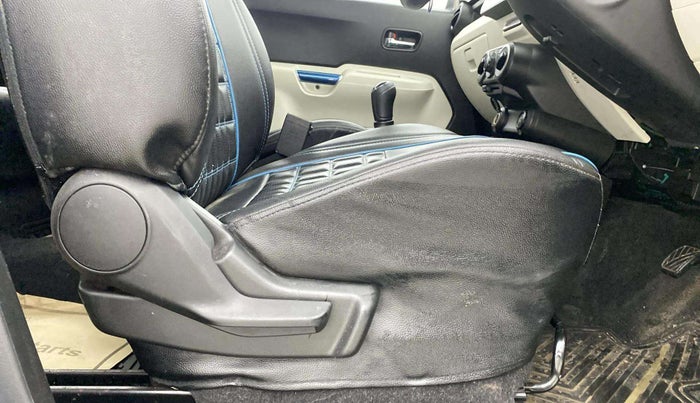 2017 Maruti IGNIS DELTA 1.2, Petrol, Manual, 1,916 km, Driver Side Adjustment Panel