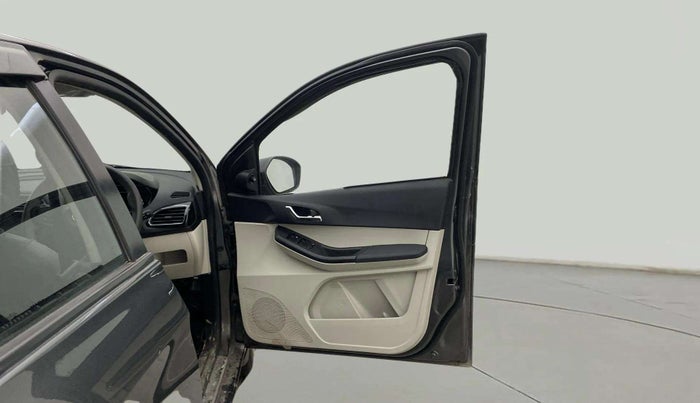 2022 Tata Tiago XZA PLUS PETROL, Petrol, Automatic, 24,609 km, RHS Front Door