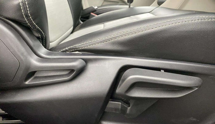 2022 Tata Tiago XZA PLUS PETROL, Petrol, Automatic, 24,609 km, Driver Side Adjustment Panel