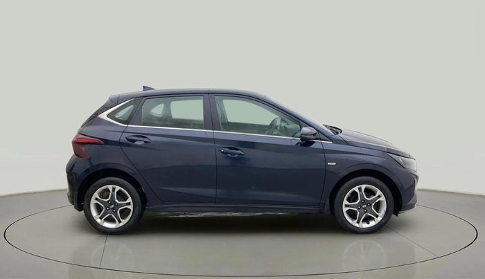 2023 Hyundai NEW I20 SPORTZ 1.2 IVT, Petrol, Automatic, 21,348 km, Right Side View