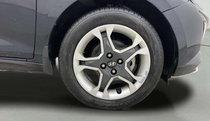 2023 Hyundai NEW I20 SPORTZ 1.2 IVT, Petrol, Automatic, 21,348 km, Right Front Wheel
