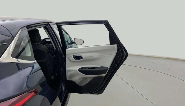 2023 Hyundai NEW I20 SPORTZ 1.2 IVT, Petrol, Automatic, 21,348 km, RHS Rear Door