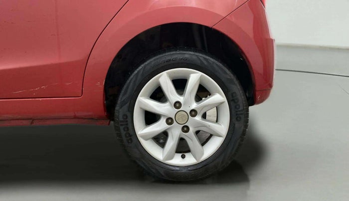 2014 Tata Bolt XT REVOTRON, Petrol, Manual, 52,371 km, Left Rear Wheel