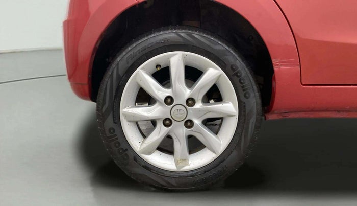 2014 Tata Bolt XT REVOTRON, Petrol, Manual, 52,371 km, Right Rear Wheel