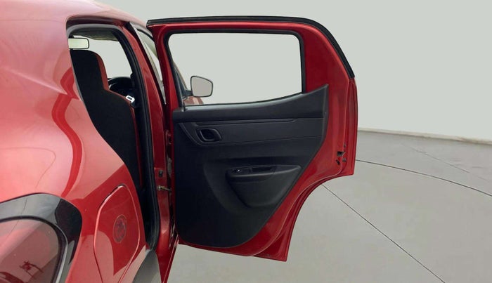 2024 Renault Kwid RXT 1.0 AMT, Petrol, Automatic, 12,070 km, RHS Rear Door