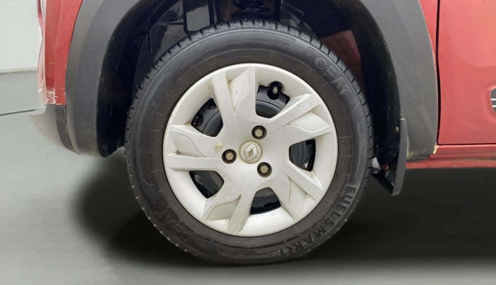 2024 Renault Kwid RXT 1.0 AMT, Petrol, Automatic, 12,070 km, Left Front Wheel