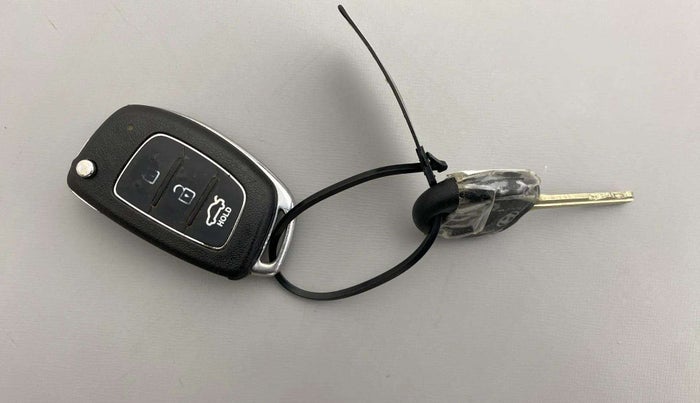2014 Hyundai i20 SPORTZ 1.2, Petrol, Manual, 66,892 km, Key Close Up
